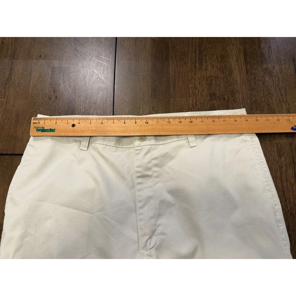 Lee Performance Khakis Mens 40x30 Beige Stone Cotton Flat Front Straight Pants